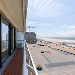 Huswell - Bright Seaview Apartment In Oostende