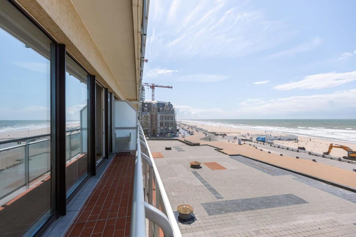Huswell - Bright Seaview In *